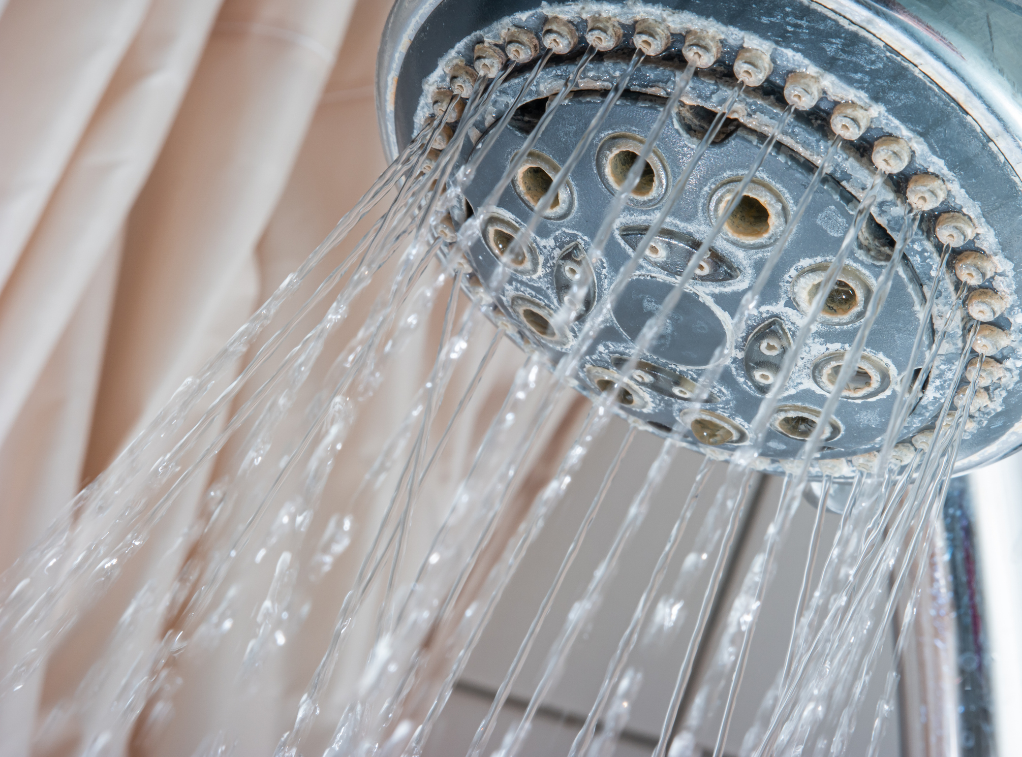Showerhead with hard water build up
